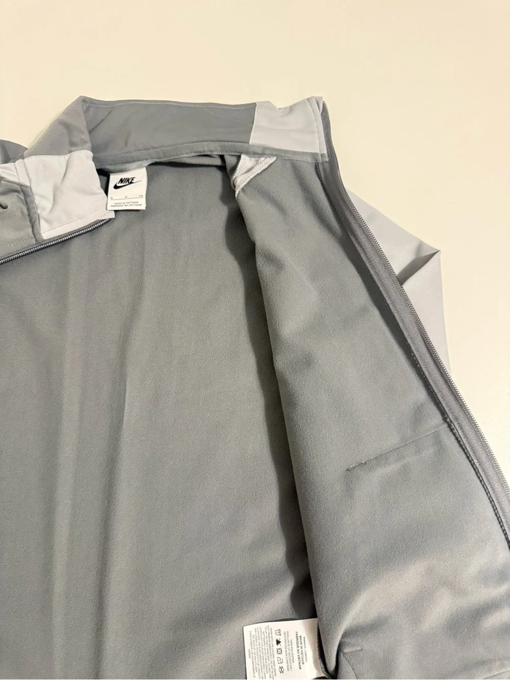 Nike Kids Two-Tone Gray Full-Zip Jacket